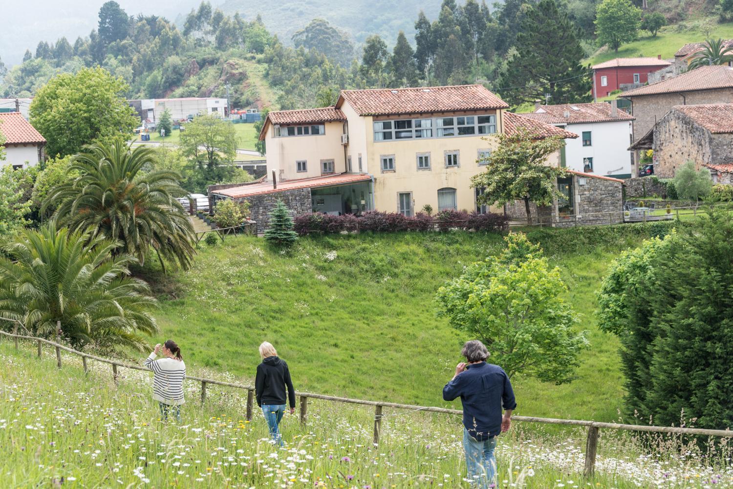 Hotel El Babu Caravia Bagian luar foto